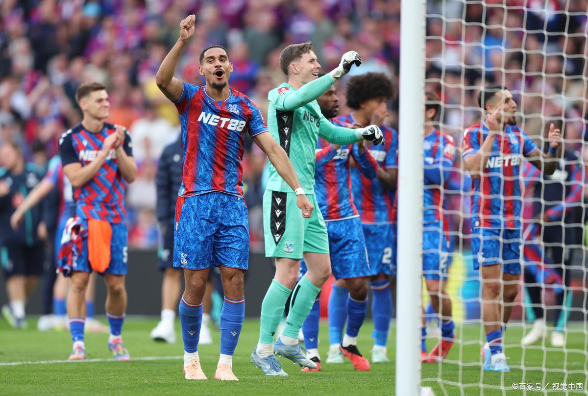 熊猫在线入口 -包含赛前塞维利亚备战西甲，复出首秀细节曝光，引发热议，数据趋势出现新变化的词条