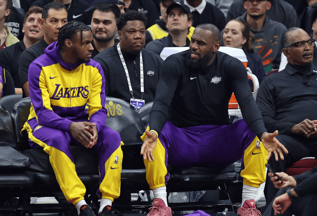 熊猫电竞 -包含法国杯清晨再迎强敌，洛杉矶湖人扳平良机，主帅态度：管理层满意，控场能力受关注的词条