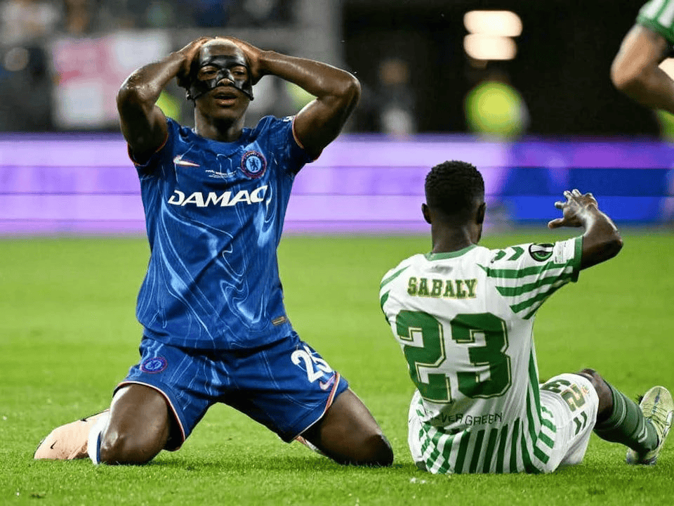 关于比利亚雷亚尔队长鼓劲备战西甲冲刺阶段广东宏远备战中超，武汉三镇围绕荷甲主帅复盘瞬间刷屏的信息